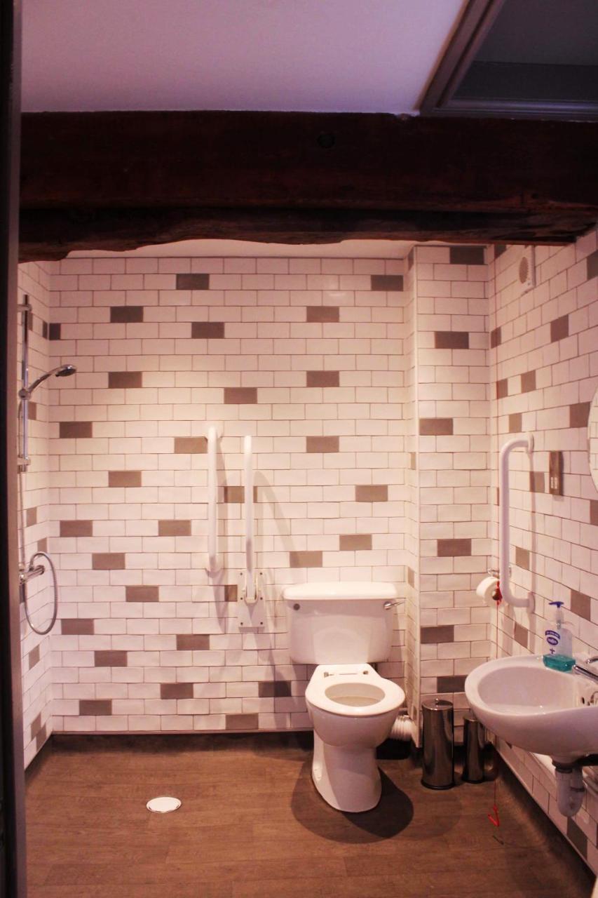 Red Lion Coaching Inn Ellesmere Buitenkant foto